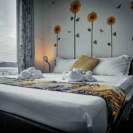 Sunny Spot Aparthotel